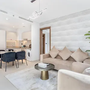 By Latinem 2br Cv A2709 Near Burj Khalifa دبي