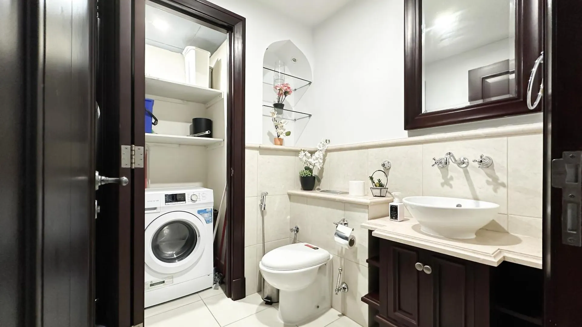 شقة Trophy 2Br Aladdin Estate W Burj Khalifa View دبي
